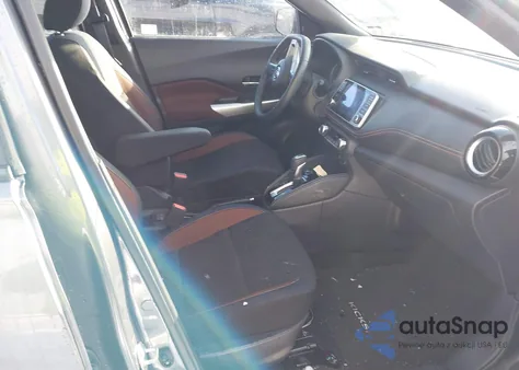 2018 Nissan Kicks Sr z USA, uszkodzony, nr VIN 3N1CP5CU9JL523531